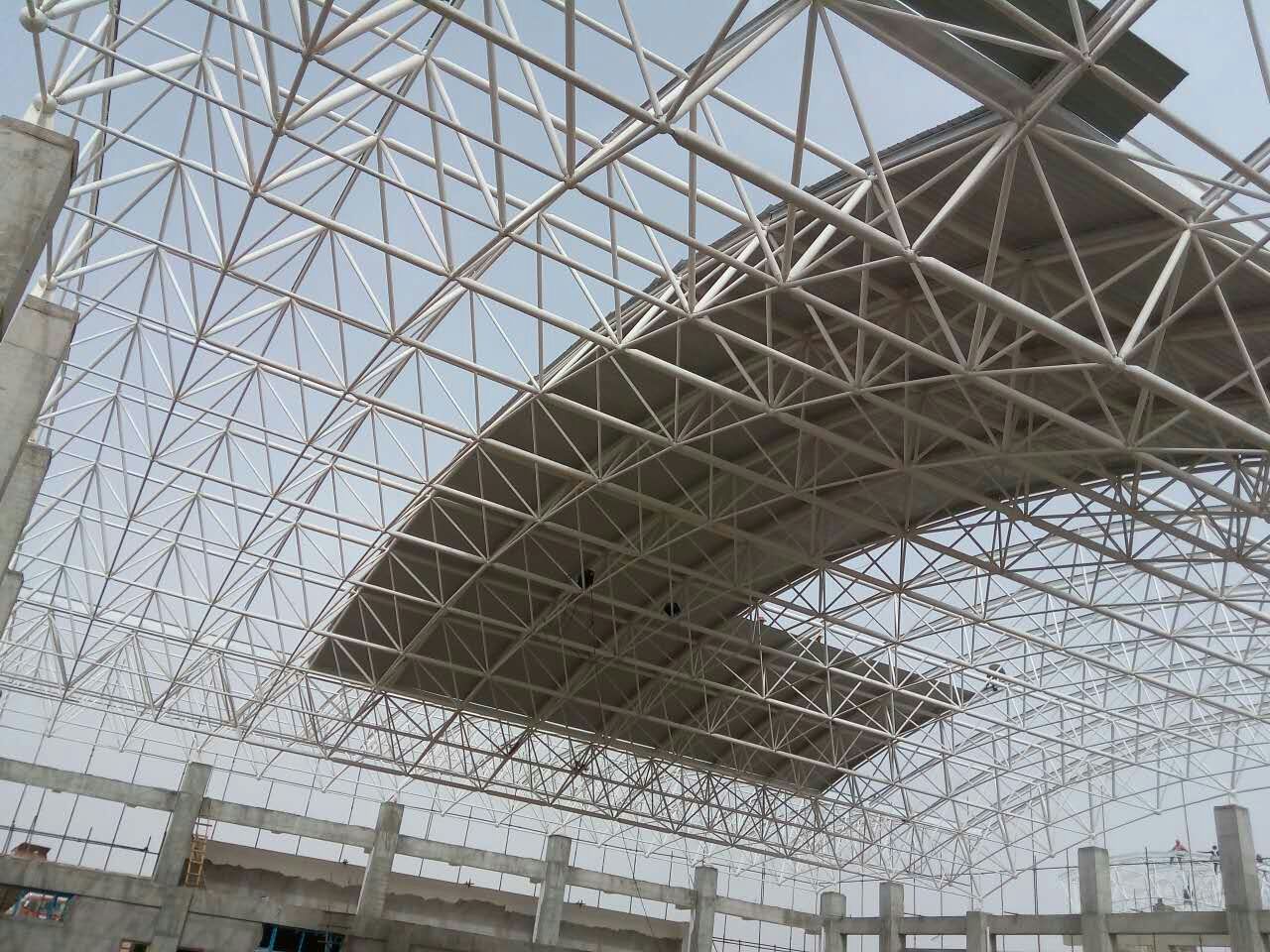 南昌青岛一汽网架